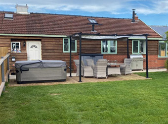 Paddocks Holiday Barns