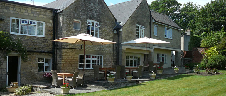 Top dog friendly Hotels in the Cotswolds